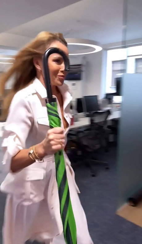 Amanda Holden photo 54