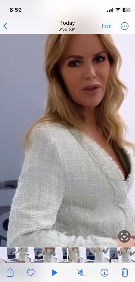 Amanda Holden photo 218