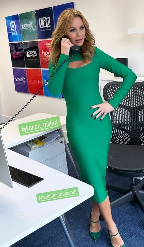 Amanda Holden photo 239