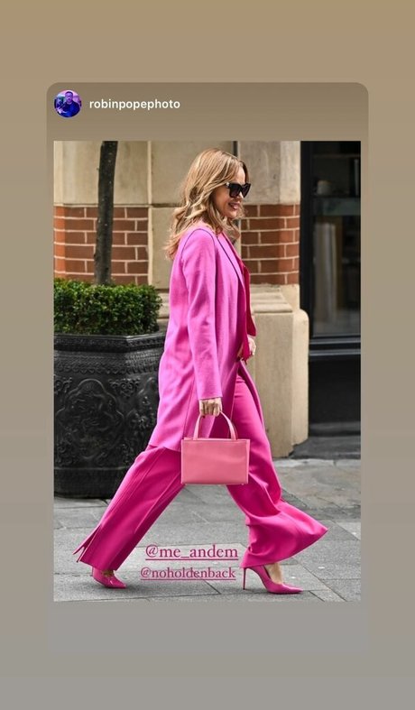 Amanda Holden photo 241