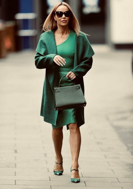 Amanda Holden photo 264