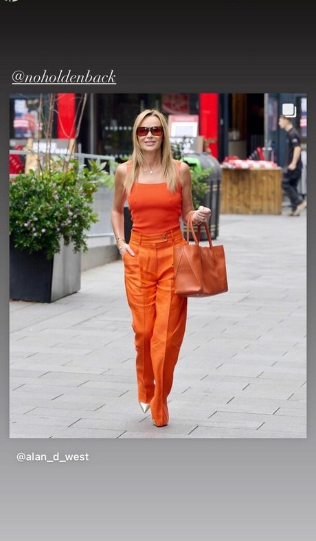 Amanda Holden photo 407