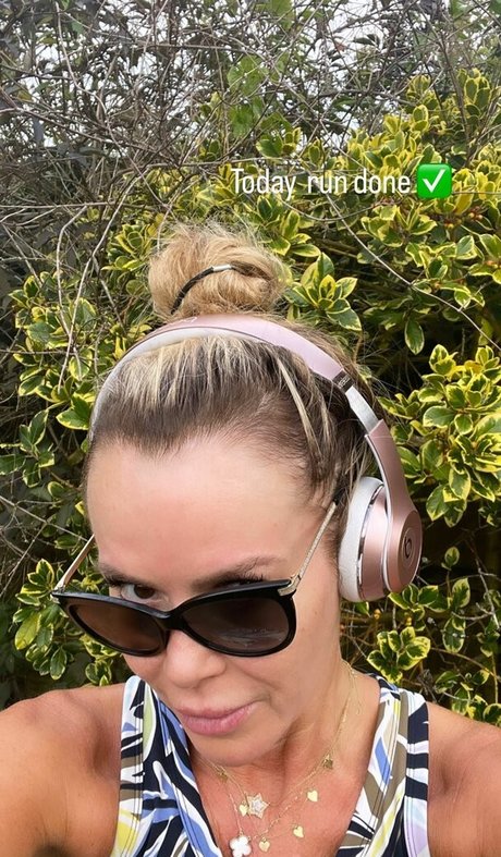 Amanda Holden photo 603