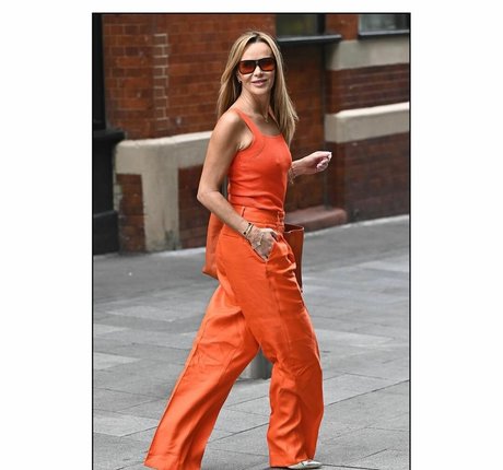 Amanda Holden photo 641