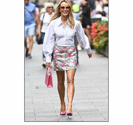 Amanda Holden photo 646