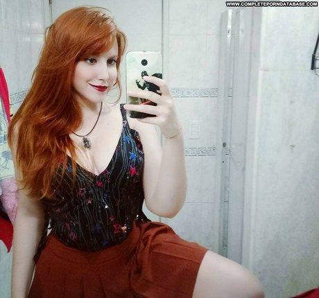 Amanda Monteiro photo 9