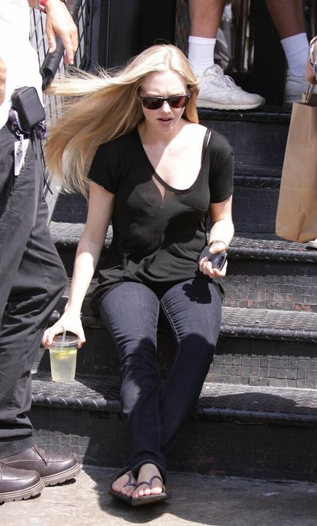 Amanda Seyfried photo 37