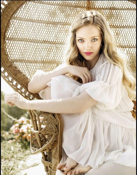 Amanda Seyfried photo 49