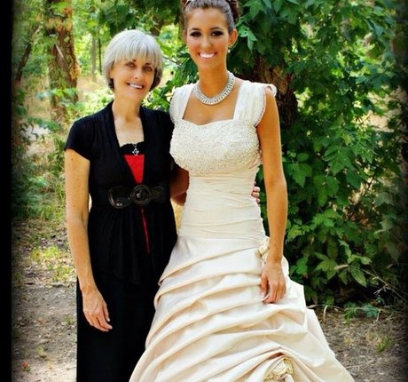 Amanda Thompson photo 91
