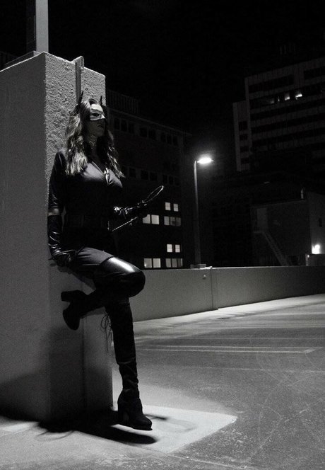 Amanda Thompson photo 98