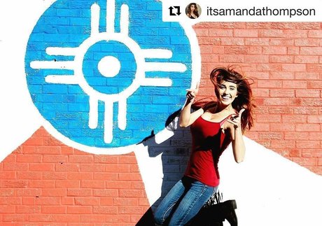 Amanda Thompson photo 150