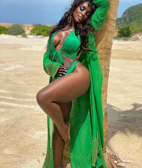 Amara La Negra photo 30