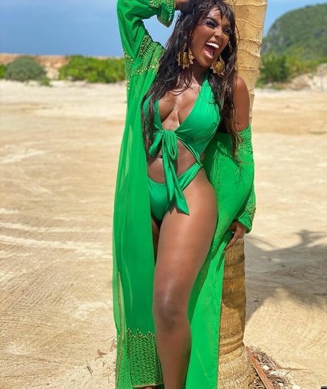 Amara La Negra photo 34