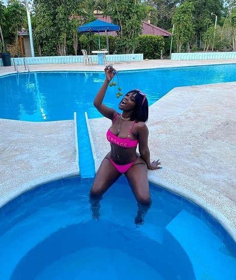 Amara La Negra photo 83