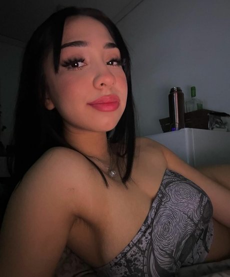 Amateur Latina Lazlye photo 10