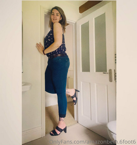 Amazonbeth.6foot6 photo 57
