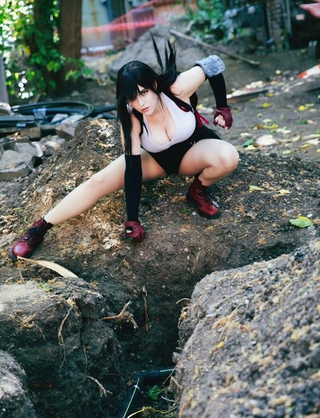 Amber Lee Connors photo 16
