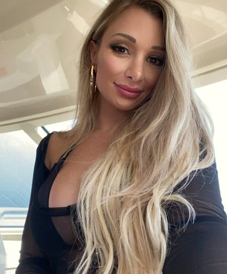 Amber Lynn Bogart photo 68