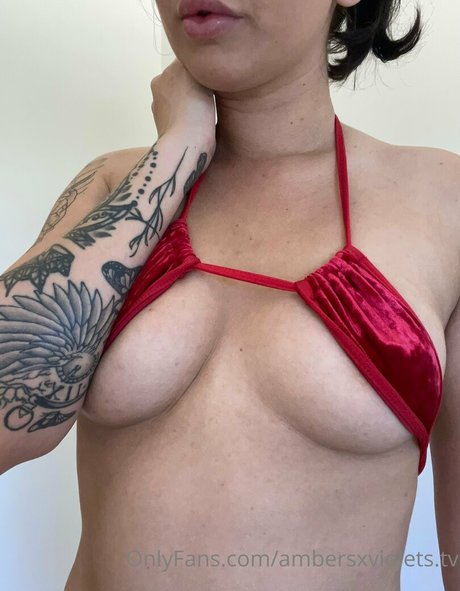 Amber Violet photo 13