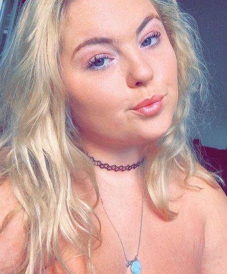 Amberly photo 157