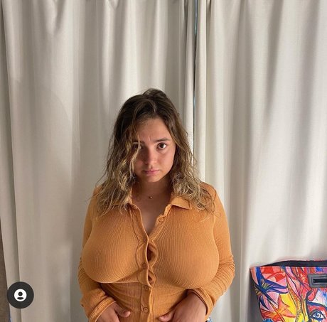 Amelia Tidd photo 2