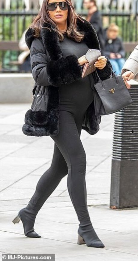 Amy Childs photo 2