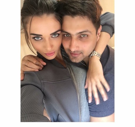 Amy Jackson photo 141