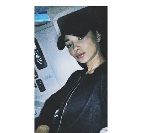 Amy Jackson photo 229