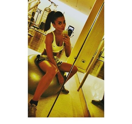 Amy Jackson photo 232