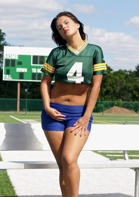Amy Jackson photo 302