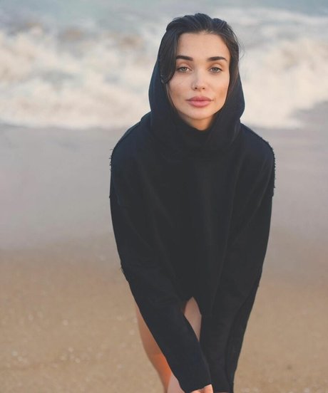 Amy Jackson photo 328
