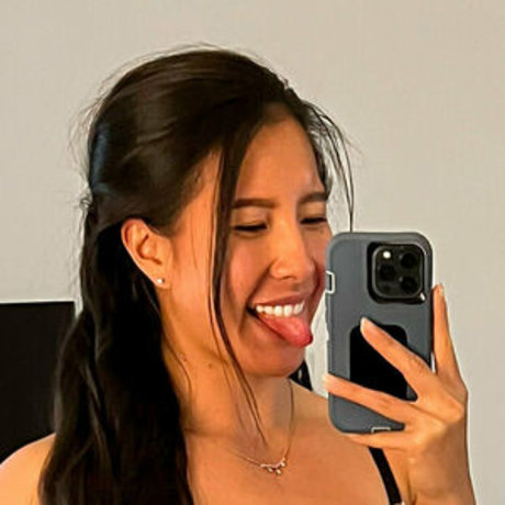 Amy Luong photo 5