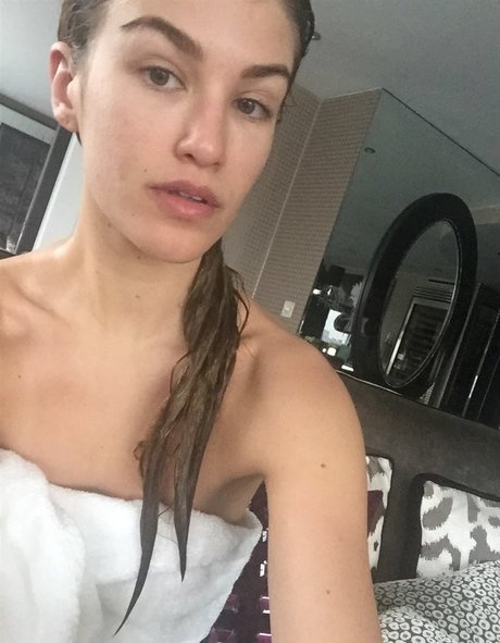 Amy Willerton photo 81