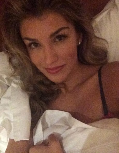 Amy Willerton photo 108