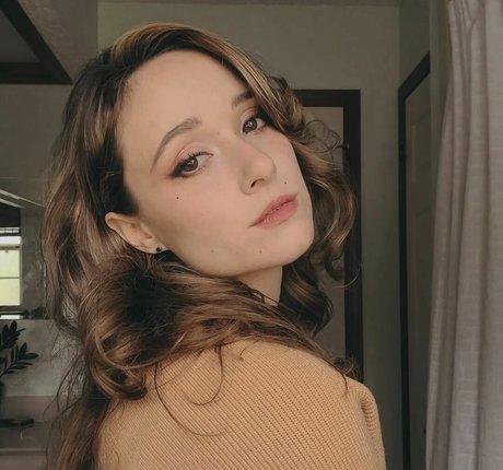 AmyKay ASMR photo 19