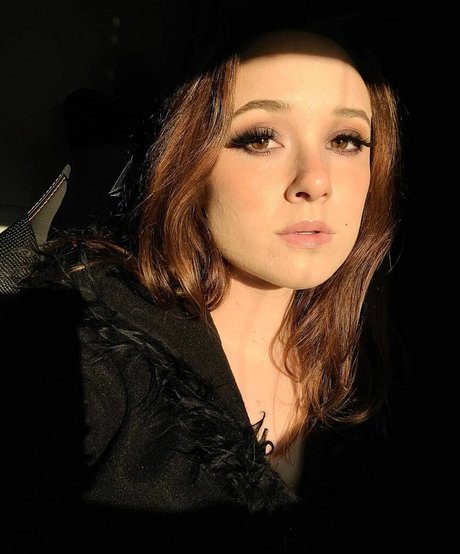 AmyKay ASMR photo 28