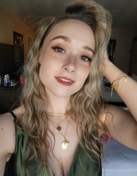 Profile photo of AmyKay ASMR