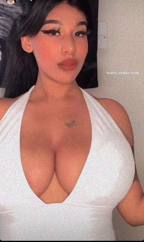 Amywinos10 photo 84