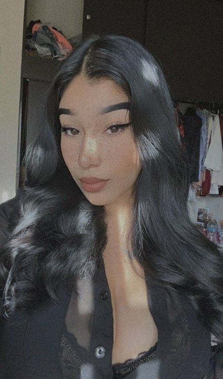 Amywinos10 photo 91