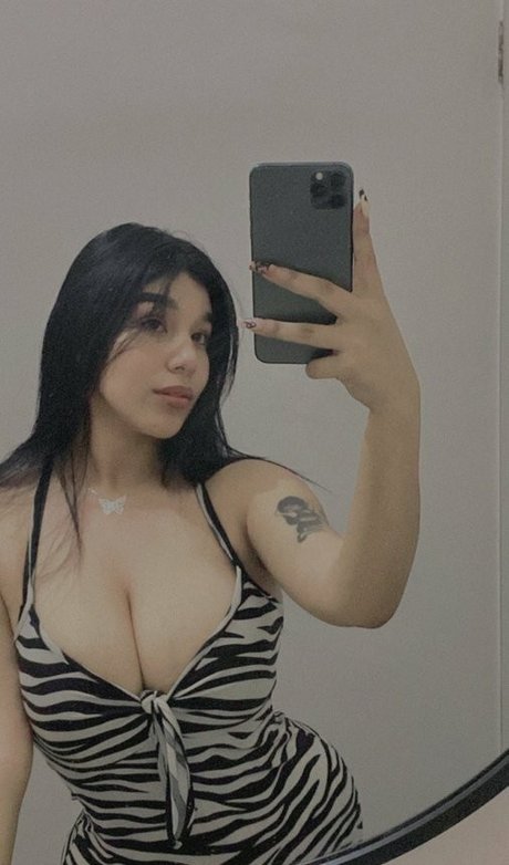 Amywinos10 photo 100