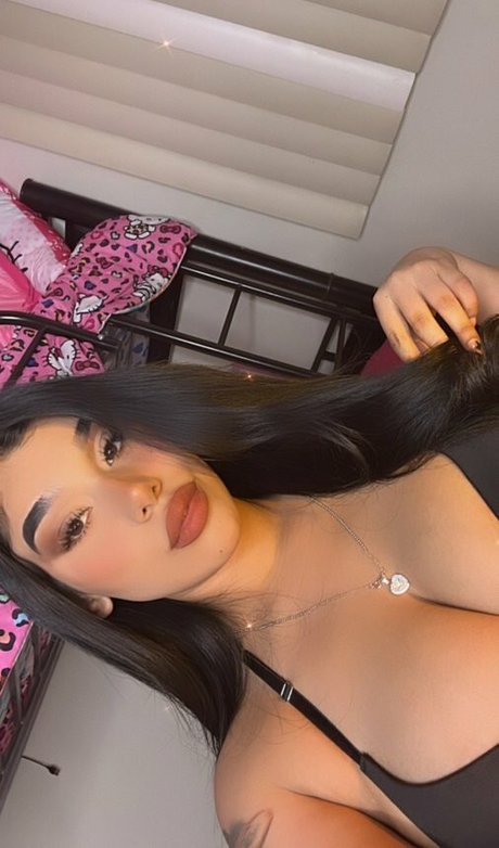Amywinos10 photo 122