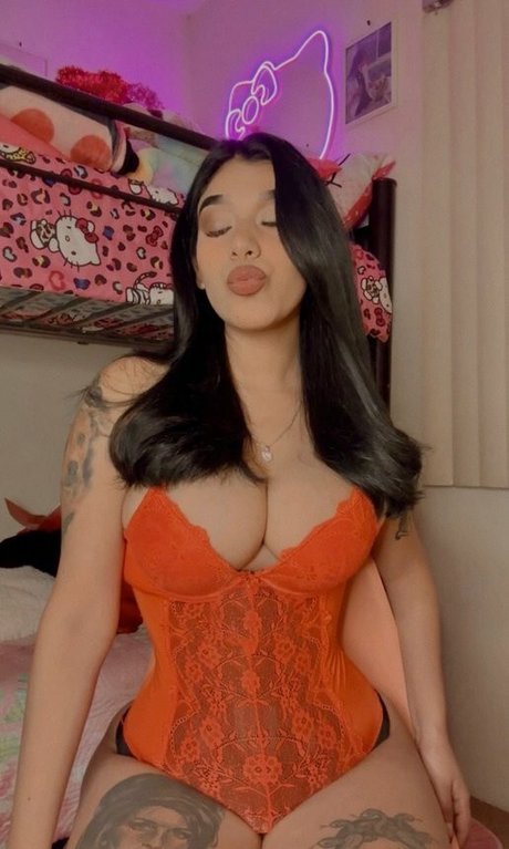 Amywinos10 photo 125