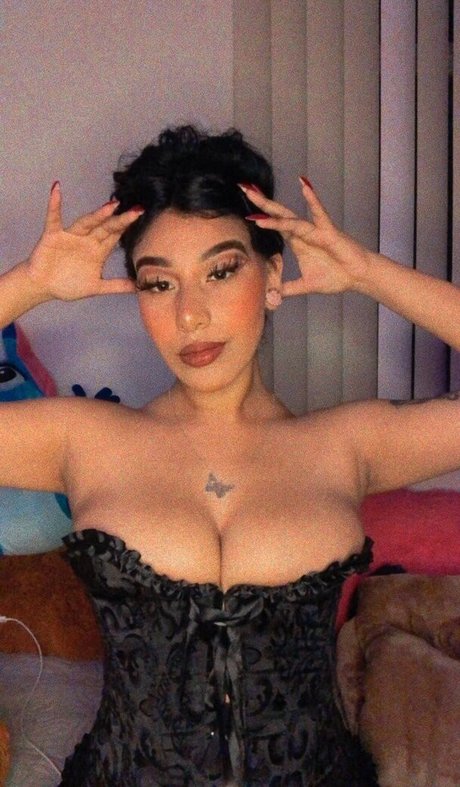 Amywinos10 photo 134