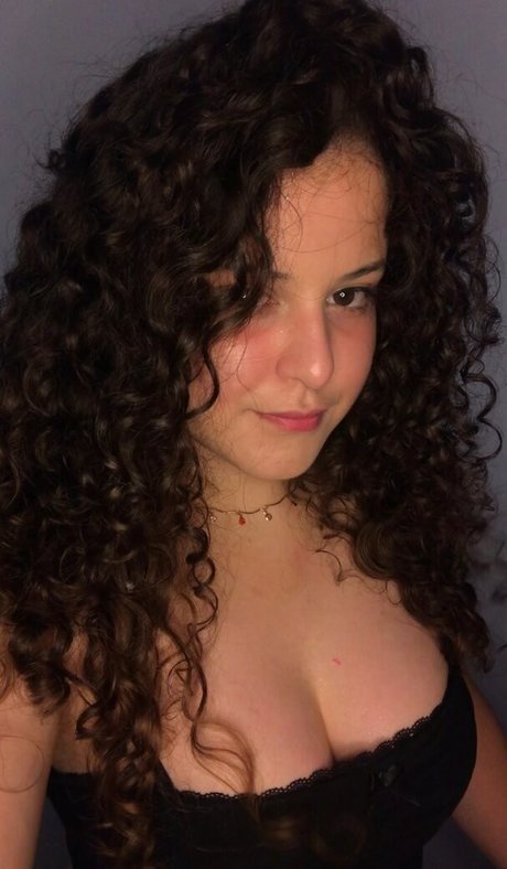 Ana Bluhen photo 4
