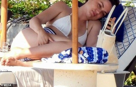 Ana De Armas photo 75