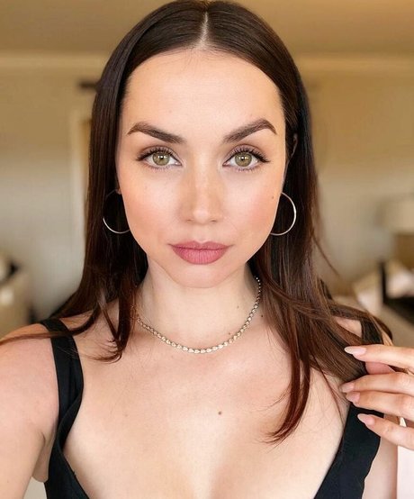 Ana De Armas photo 212