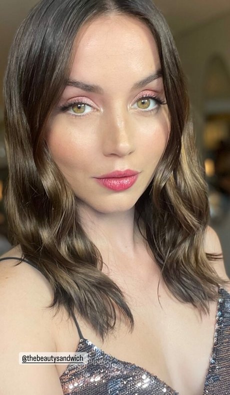 Ana De Armas photo 215