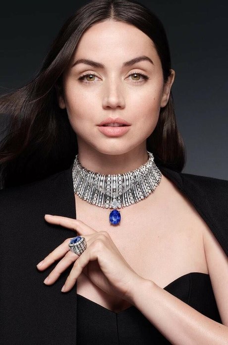 Ana De Armas photo 334