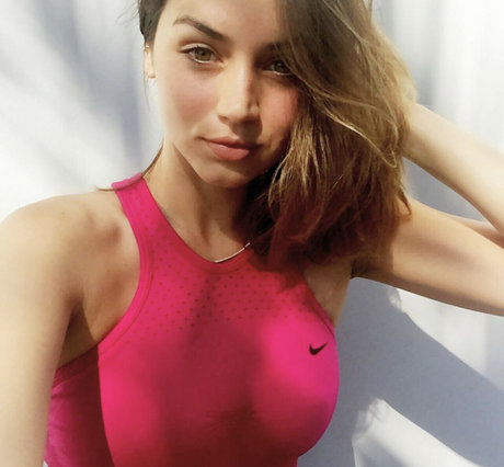 Ana De Armas photo 363