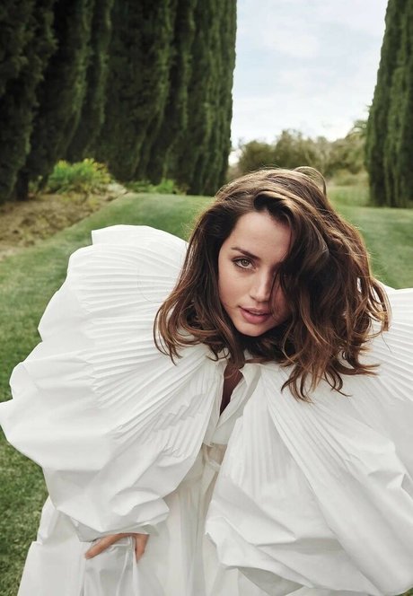 Ana De Armas photo 410